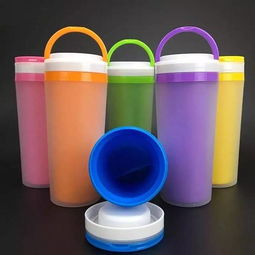 0.99元搶購雙層塑料杯一個,數量有限,先搶先得