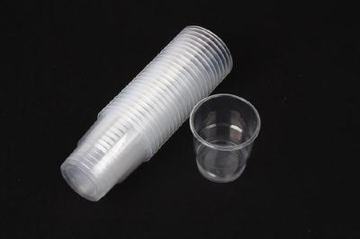 玻璃杯、塑料杯、不銹鋼杯&hellip;你知道哪種杯子用起來最安全嗎?